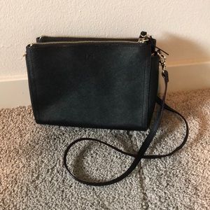 Lo & Sons Pearl Saffiano Black Crossbody Bag